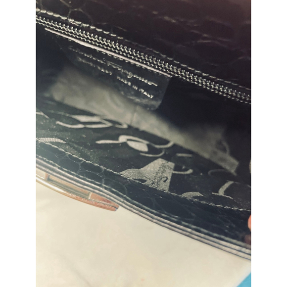 Women's Salvatore Ferragamo Vintage Black Leather Shoulder Bag EUC - Picture 8 of 16